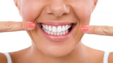 common problems associated with teeth and gums